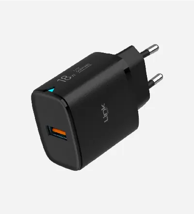 C303 Safe 18W USB-A Tip-C Kablolu Hızlı Şarj Cihazı Siyah