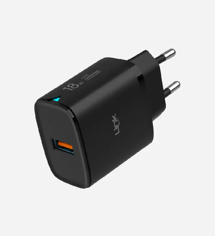 C303 Safe 18W USB-A Tip-C Kablolu Hızlı Şarj Cihazı Siyah